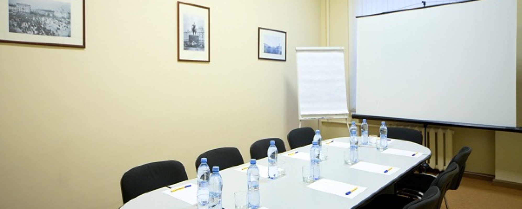 Фотографии комнаты для переговоров Октябрьская №2