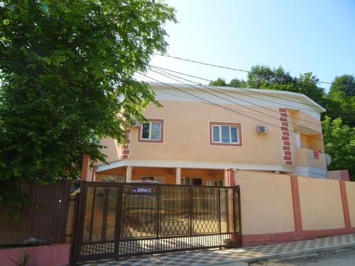 Фотографии гостевого дома
Южная ночь