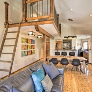 Фотография гостевого дома Bright Downtown Telluride Condo - Steps to Lift!