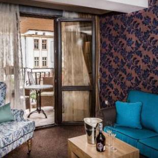 Фотографии гостевого дома
8 1/2 Art Guest House