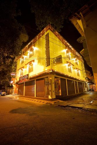 Фотография гостиницы Roses Inn Fortkochi