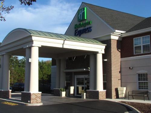 Фотография гостиницы Holiday Inn Express Williamsburg North, an IHG Hotel