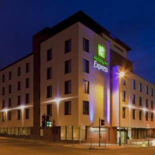Фотографии гостиницы
Holiday Inn Express Cheltenham Town Centre, an IHG Hotel