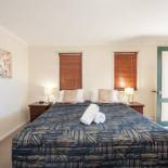 Фотография мотеля Jacaranda Place Motor Inn