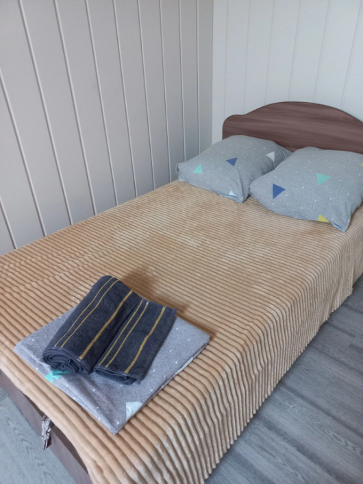 Фотографии квартиры 
            Студия на Горького 48 (45)