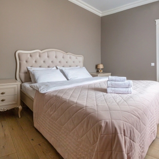 Фотография квартиры Апартаменты 3-комнатные HomeApart пр-т Независимости, 42