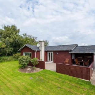 Фотография гостевого дома Holiday home Blåvand CCLIII