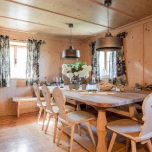 Фотографии гостевого дома 
            Chalet Hafling Zoila