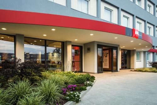 Фотография гостиницы Ibis Milano Fiera