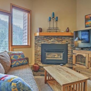 Фотография гостевого дома Winter Park Ski-In and Ski-Out Condo with Mountain Views