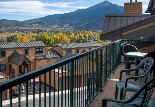 Фотография гостевого дома Lake Forest 303E