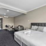 Фотография мотеля Aloha Central Premium Studios