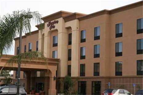 Фотография гостиницы Hampton Inn Visalia