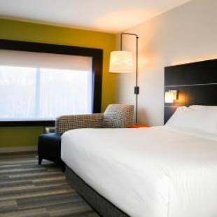 Фотографии гостиницы 
            Holiday Inn Express & Suites Kingston-Ulster, an IHG Hotel