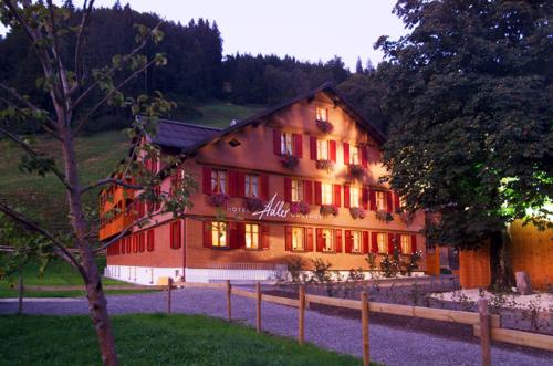 Фотография гостиницы Hotel Gasthof Adler