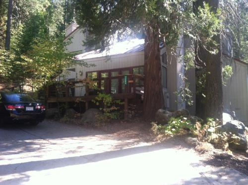 Фотография гостевого дома Yosemite Magic Studio "B"