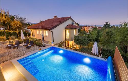 Фотография гостевого дома Four-Bedroom Holiday Home in Matulji