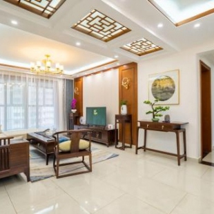 Фотография гостиницы Zhengzhou Zhengdong New District·East University City·