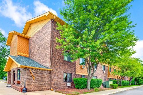 Фотография гостиницы Super 8 by Wyndham Belleville