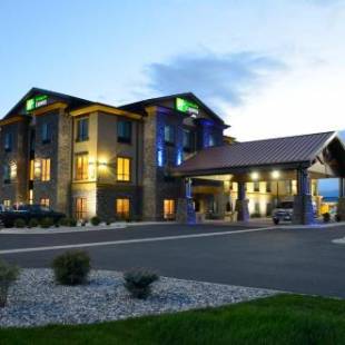 Фотографии гостиницы 
            Holiday Inn Express Belgrade-Bozeman Area, an IHG Hotel