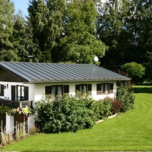 Фотография гостевого дома Ferienwohnung Haus "Hirschgarten"