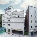 Фотография гостиницы Noble Hotel