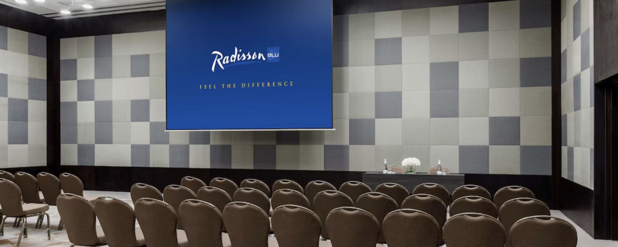 Фотографии конференц-зала Bronze