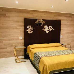 Фотографии гостиницы
Casa Blanca Inn & Suites