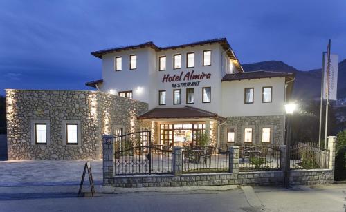 Фотография гостиницы Hotel Almira