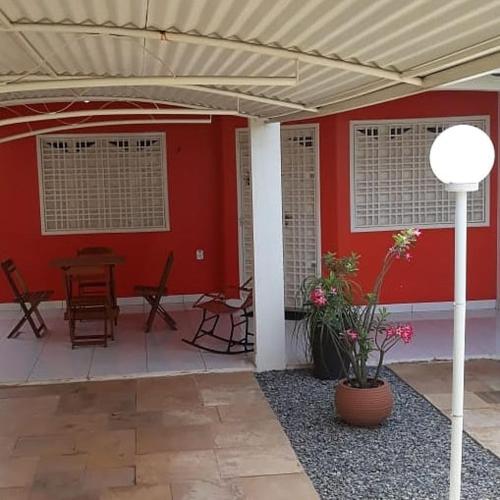 Фотография гостевого дома Casa Linda, Confortavel e Segura