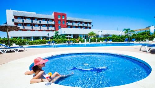 Фотография гостиницы Hotel Montera Plaza