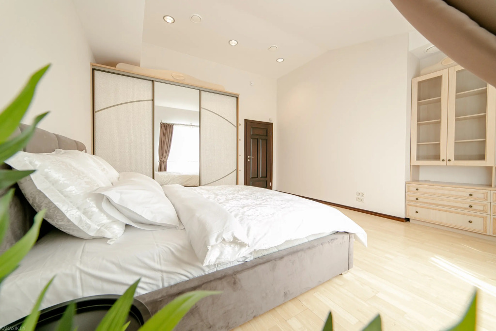 Фотография квартиры Апартаменты Четырёхкомнатная Элитная VIP-Квартира в Центре