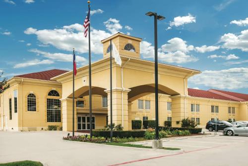 Фотография гостиницы La Quinta by Wyndham Dallas - Las Colinas