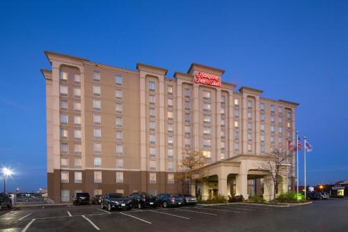 Фотография гостиницы Hampton Inn & Suites by Hilton Toronto Airport