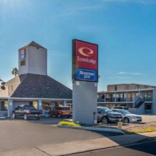 Фотография гостиницы Econo Lodge Phoenix North I-17