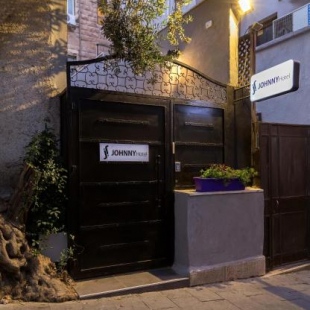 Фотография гостиницы Johnny Hotel