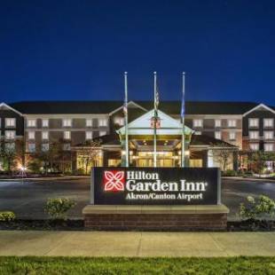 Фотографии гостиницы 
            Hilton Garden Inn Akron-Canton Airport