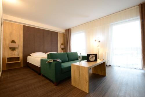 Фотографии апарт отеля
Luxstay Karben Neue Mitte