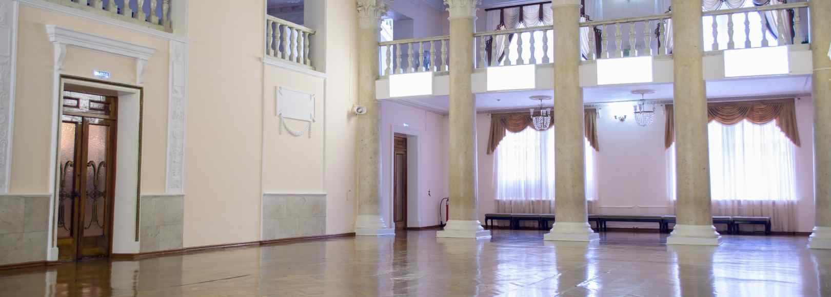 Фотография фойе ДК СТЗ Фойе 1-го этажа