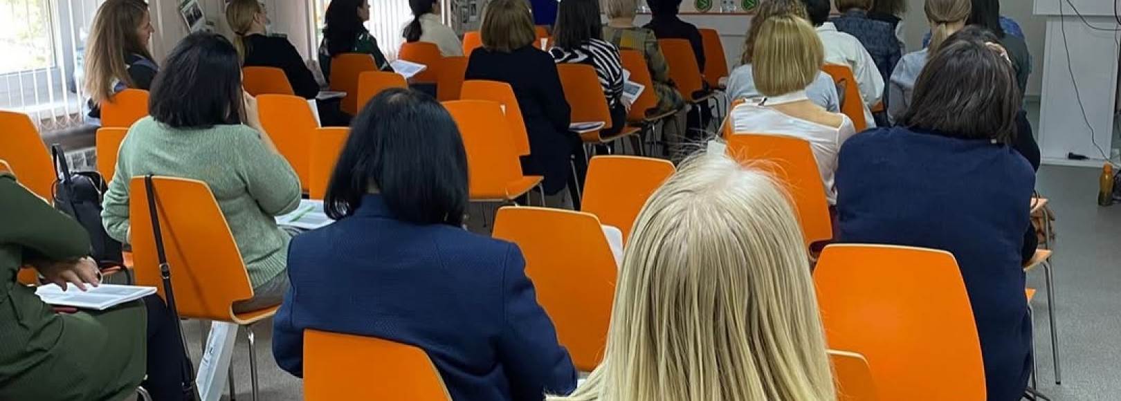 Фотография конференц-зала Класс-рум 60 лет октября