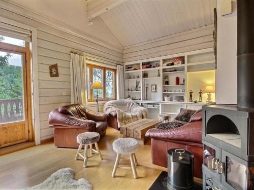 Фотография гостевого дома Chalet La Plagne, 7 pièces, 15 personnes - FR-1-455-159