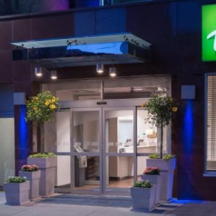 Фотография гостиницы Holiday Inn Express - Times Square, an IHG Hotel