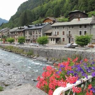 Фотографии гостевого дома
Chalet de 2 chambres avec terrasse amenagee a Sixt Fer a Cheval