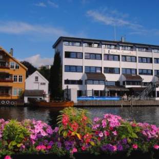 Фотография гостиницы Maritim Fjordhotel