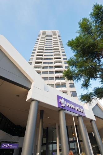 Фотография апарт отеля Park Regis North Quay