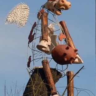 Фотография памятника Памятник летающей корове