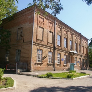 Фотография памятника архитектуры Бывший дом народного собрания