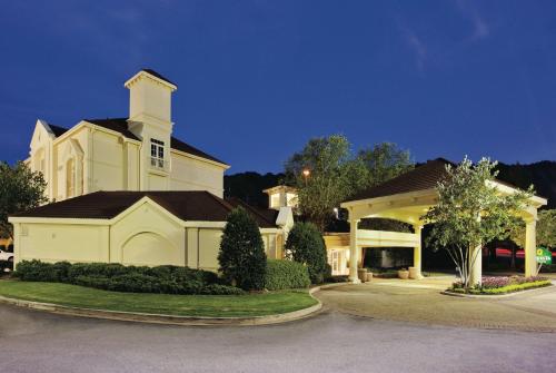 Фотография гостиницы La Quinta by Wyndham Birmingham Hoover