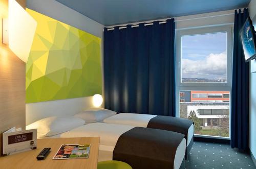 Фотографии гостиницы 
            B&B Hotel Hannover-City