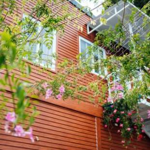 Фотографии мини отеля
Iris Farmhouse